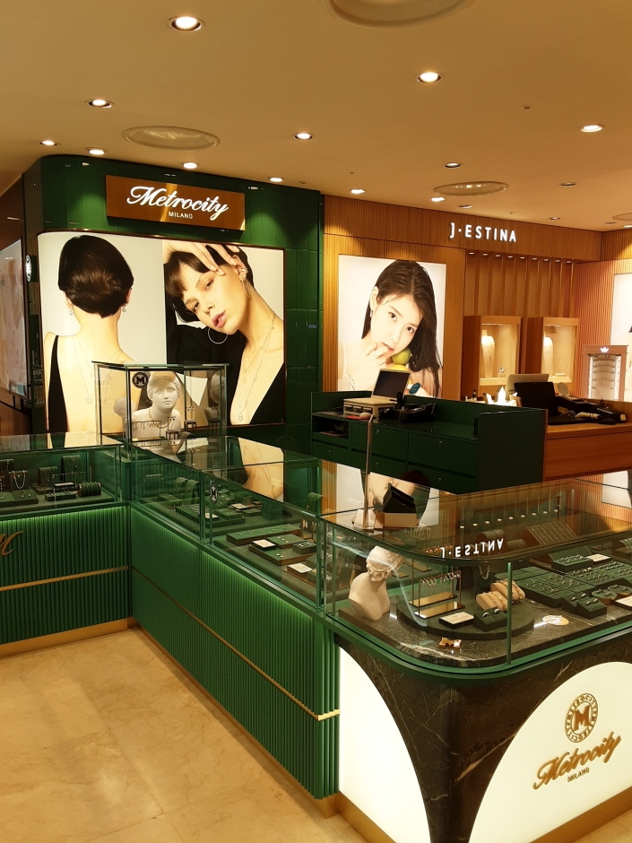 J.Estina - Lotte Main Branch [Tax Refund Shop] (제이에스티나 롯데 본점)