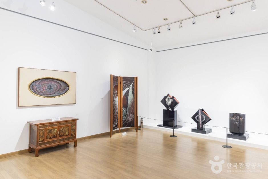 thumbnail-통영 옻칠미술관-3