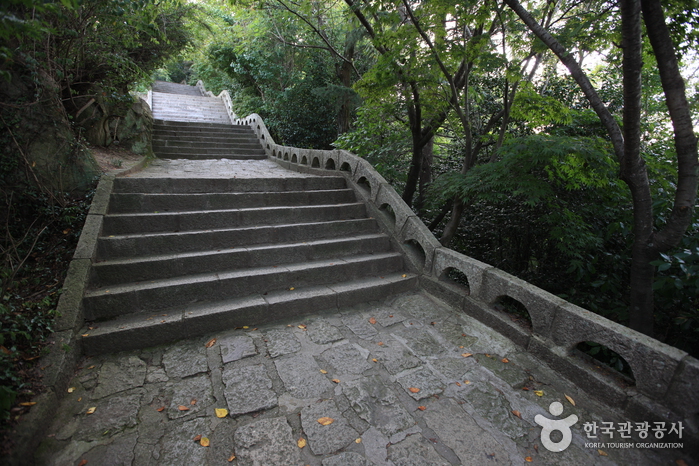Yudalsan Mountain (유달산)