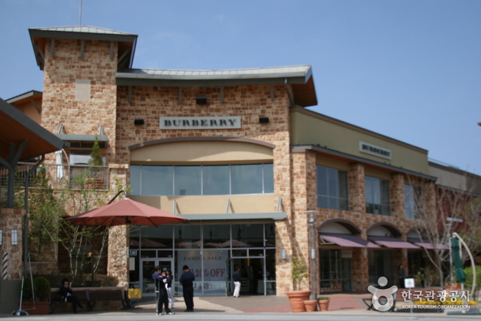 Yeoju Premium Outlets (여주 프리미엄아울렛)