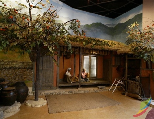 Sunchang Traditional Paste Museum (순창장류박물관)