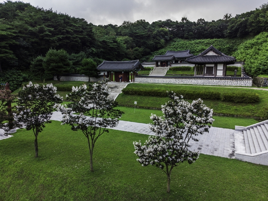 김좌진장군 사당