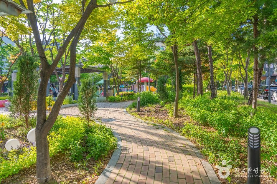 물봉선어린이공원
