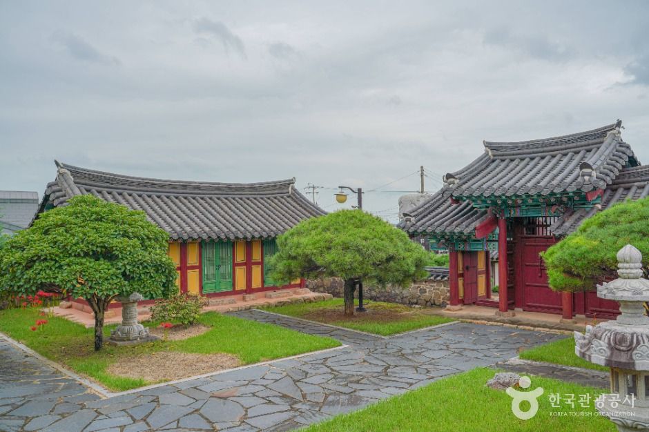 thumbnail-구고사 및 김완장군부조묘-10