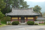 Chungjangsa Shrine (충장사)