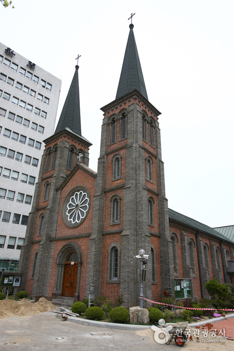 Daegu Gyesan Catholic Church (대구 계산성당)