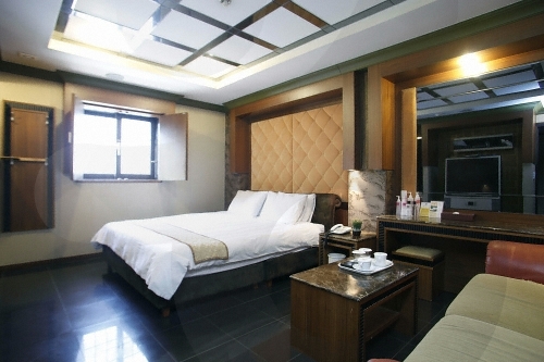 Hotel Kobos (코보스호텔)