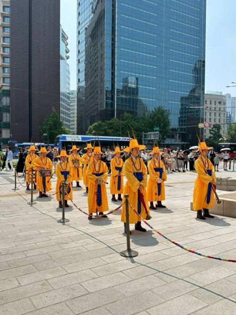 Cambio de Guardia Real de Seúl (서울 왕궁수문장 교대의식)