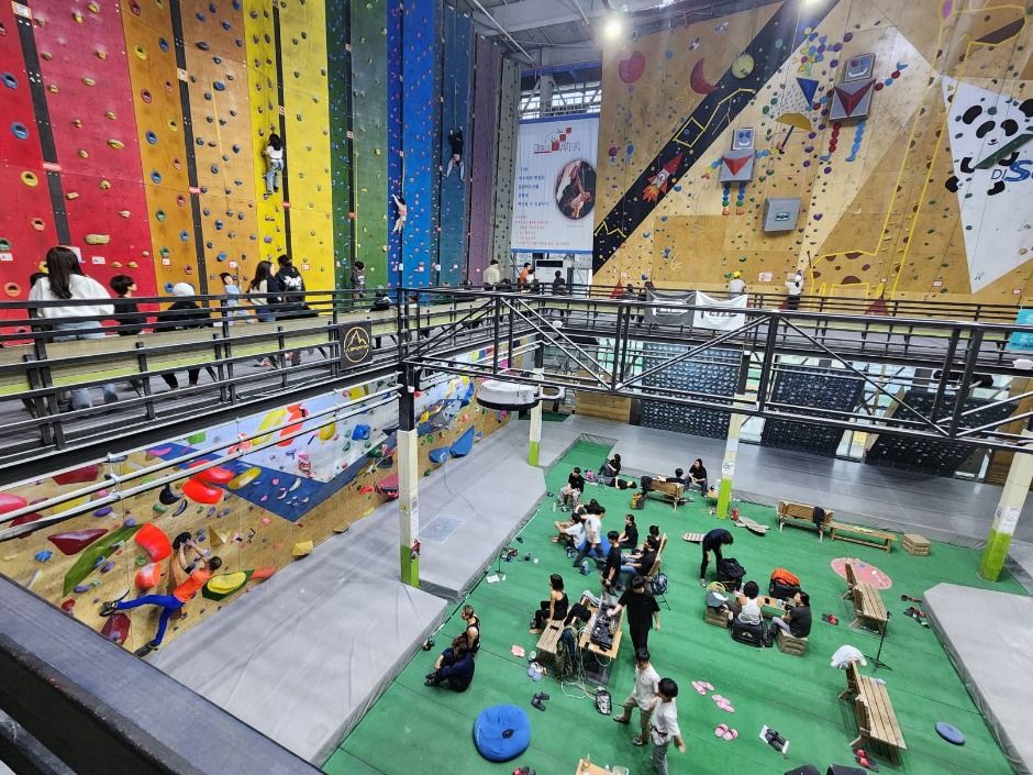 디스커버리 클라이밍스퀘어ICN