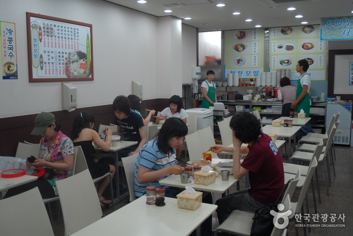 Cheongwonmomil (청원모밀)