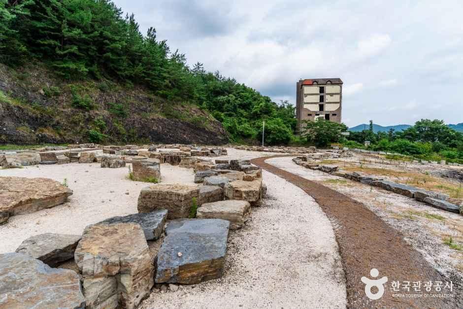 thumbnail-화순 서유리 공룡발자국 화석산지-10