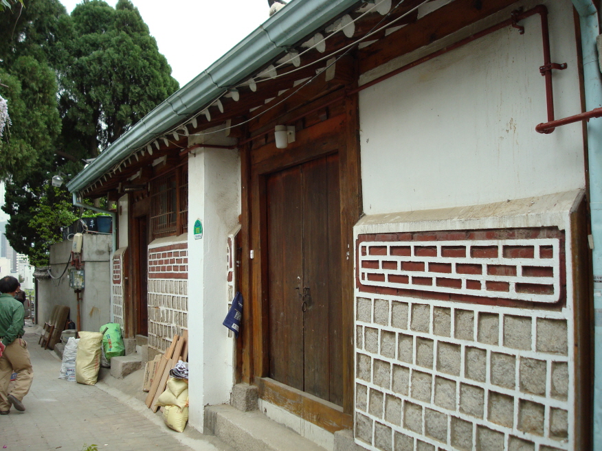 Seunghyo House (승효하우...
