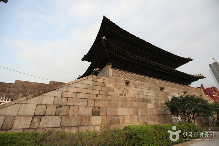 Heunginjimun Gate - Dongdaemun Gate (흥인지문) 