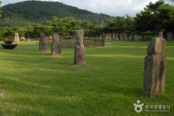 Cheongpung Cultural Heritage Complex (Cheongpung Cultural Heritage Complex)(청풍문화재단지)