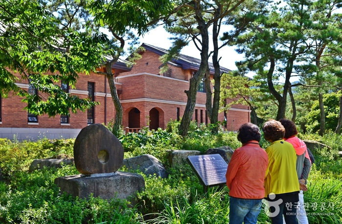 Yeonpung Sanctuary (연풍성지)