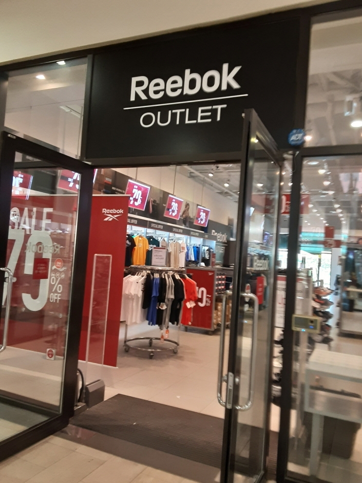 Reebok [Tax Refund Shop] (리복)