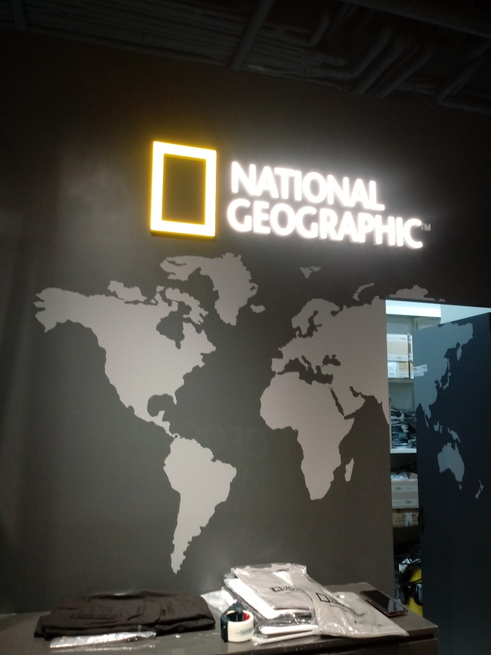 National Geographic - Lotte Giheung Branch [Tax Refund Shop] (내셔널지오그래픽 롯데기흥)