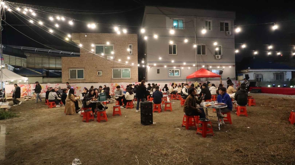 Festival Nocturno de la Cerveza del Mercado Osaek de Osan (오산 오색시장 야맥축제)