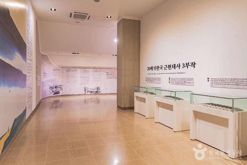 thumbnail-아리랑문학마을-7