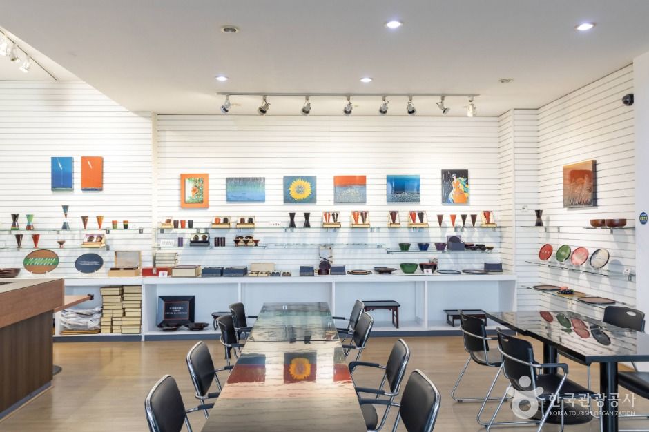 thumbnail-통영 옻칠미술관-6