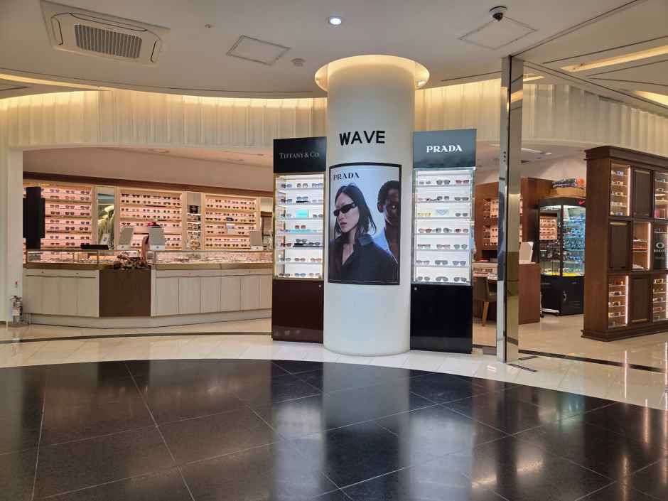 [事後免税店] ウェーブ眼鏡店・現代百貨店シンチョン（新村）店(웨이브안경 현대백화점 신촌점)