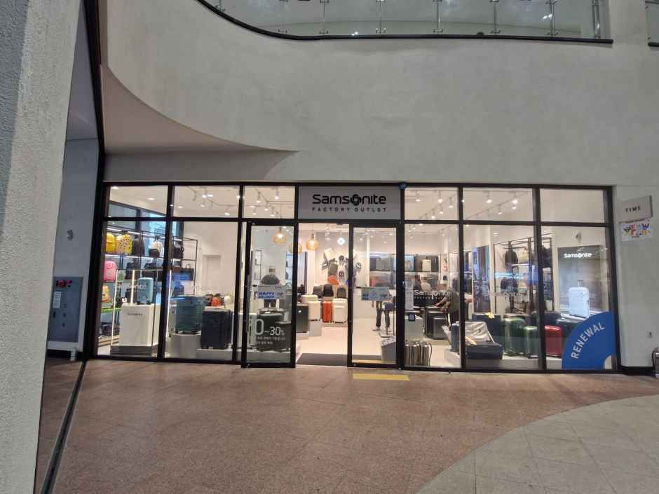 Samsonite - Hyundai Premium Outlets Gimpo Branch [Tax Refund Shop](쌤소나이트 현대프리미엄아울렛 김포점)