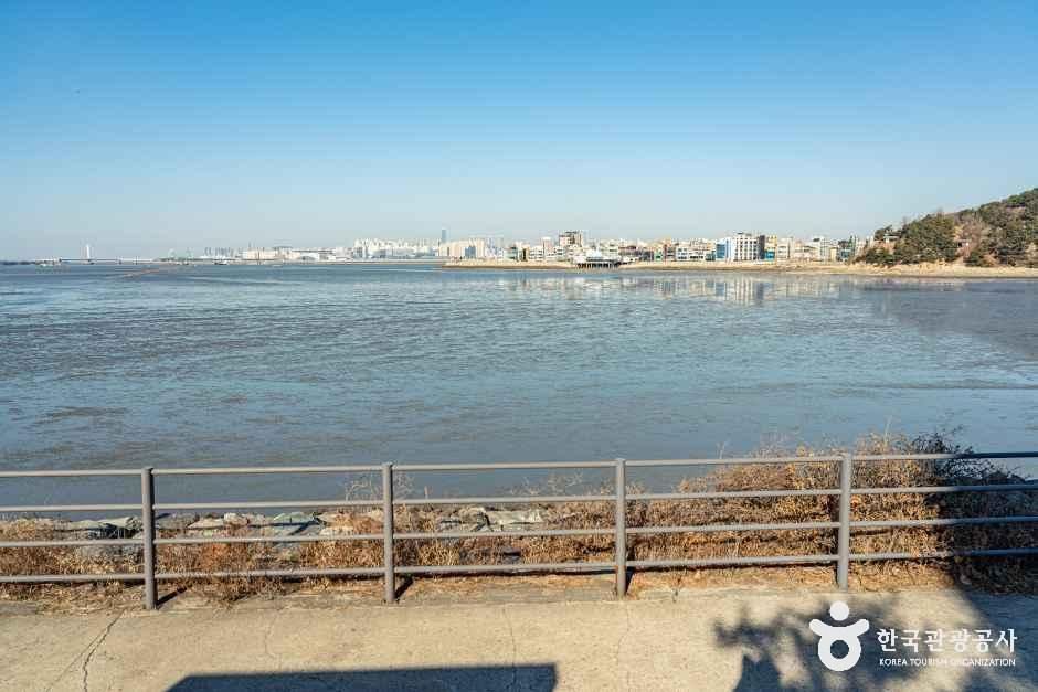 thumbnail-오이도기념공원-3