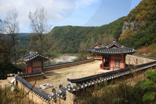 Nongam House (Head Household of the Nongam Descendants) (농암종택)