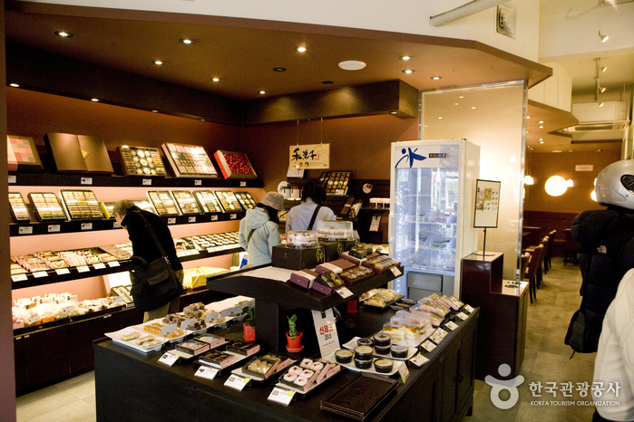 Bizeun - Insadong Branch (빚은 떡)