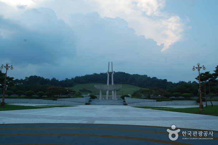 Nationalfriedhof des 18. Mai (국립 5.18 민주묘지)1