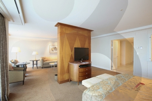 Ramada Plaza Jeju Hotel (라마다프라자 제주호텔)