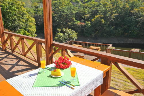 Attimua Guesthouse & Pension (아띠무아 게스트하우스&펜션)