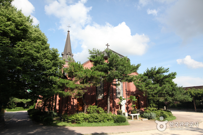 Iglesia Yakhyeon (서울 약현성당)