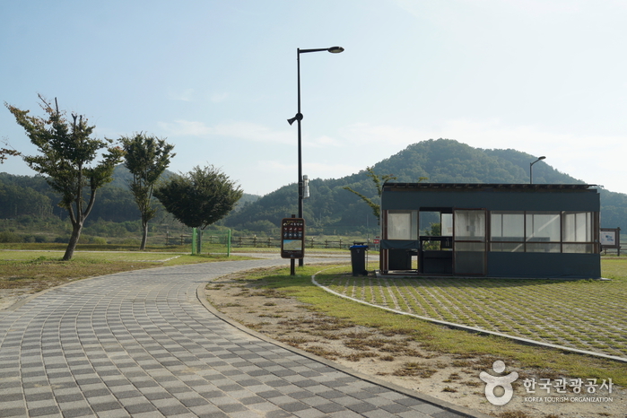thumbnail-합강공원 오토캠핑장-11