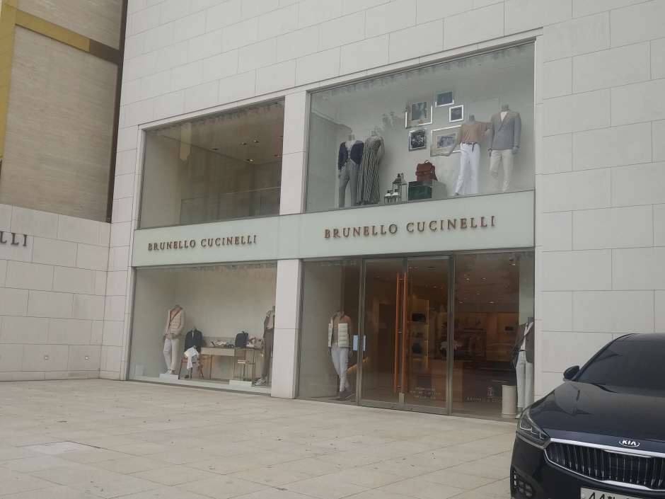 SI Brunello Cucinelli - Cheongdam Branch [Tax Refund Shop] (SI 브루넬로쿠치넬리 청담)