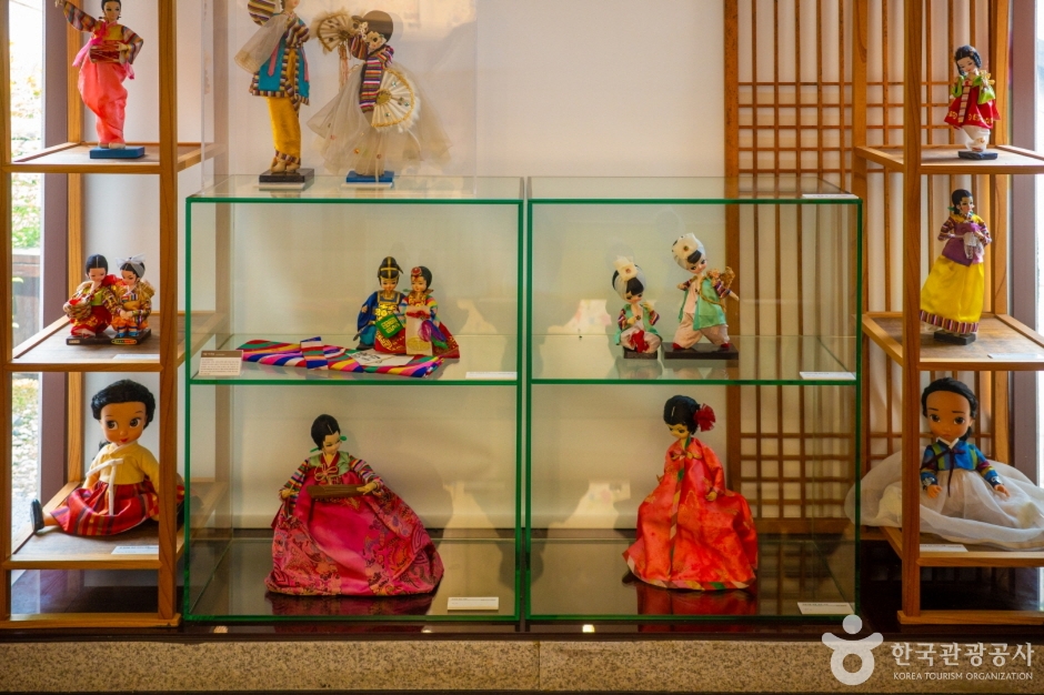한국색동박물관