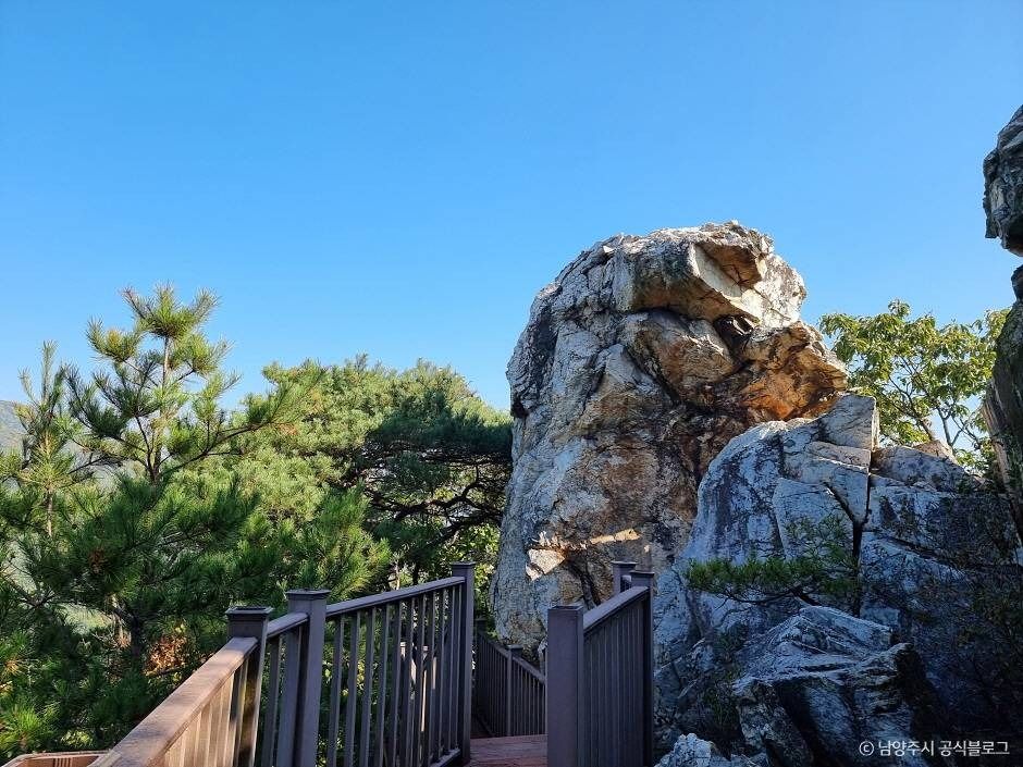 문안산
