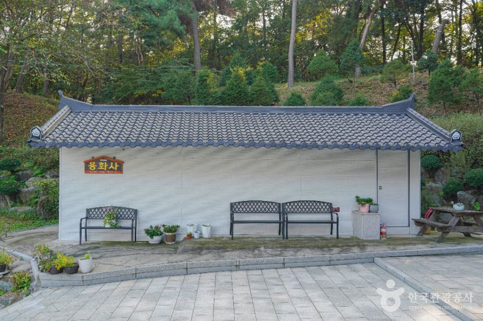 thumbnail-용화사(안성)-8