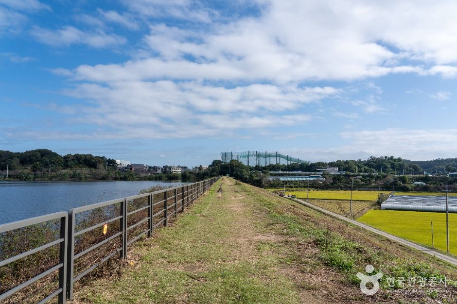 thumbnail-구암저수지-5