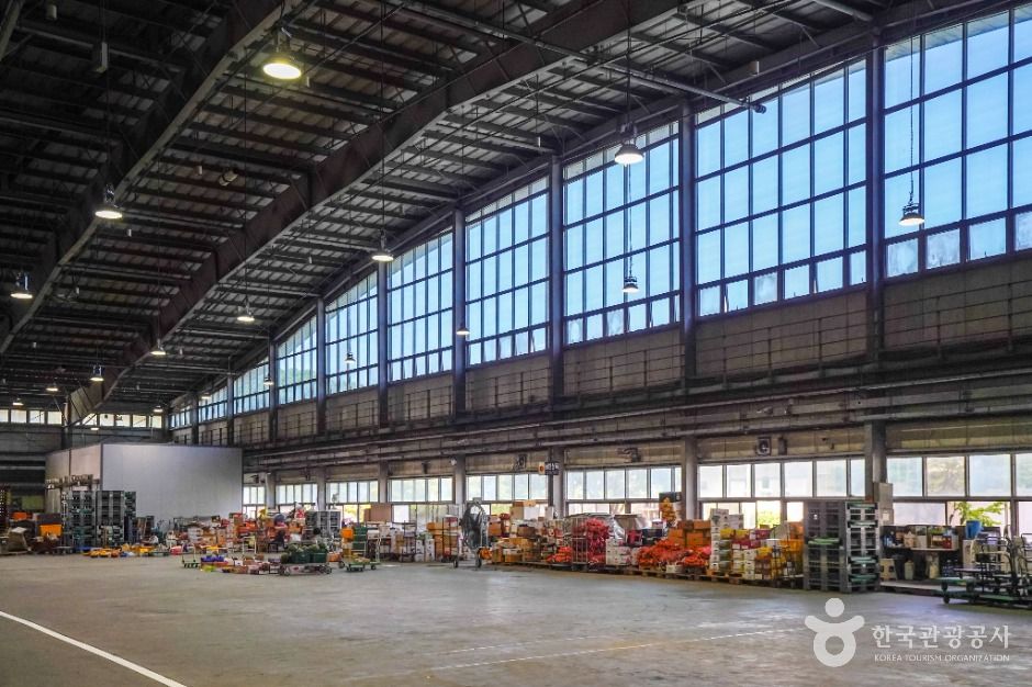 창원_창원시내서농산물도매시장 (5)