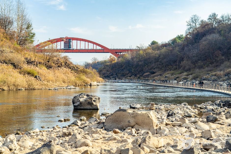 thumbnail-직탕폭포 (한탄강 유네스코 세계지질공원)-1