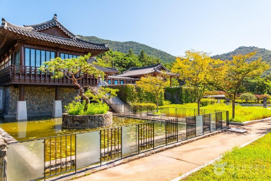thumbnail-땅끝순례문학관-20