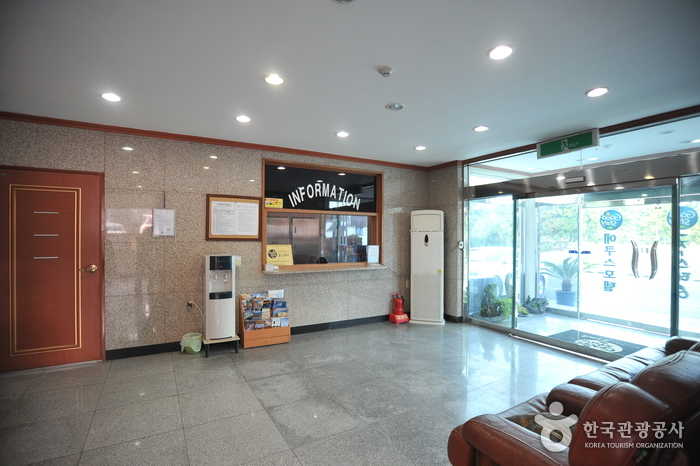 Equus Motel (에쿠스모텔)