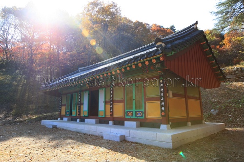 Guryongsa Temple (구룡사)