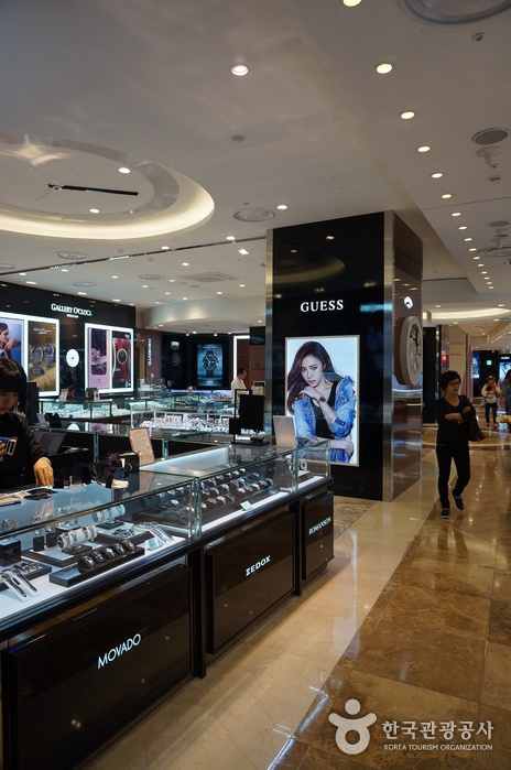 thumbnail-LOTTE Department Store – Busan Main Store (롯데백화점 (부산본점))-10