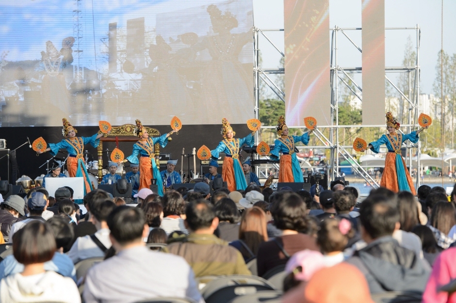 thumbnail-세종축제-7