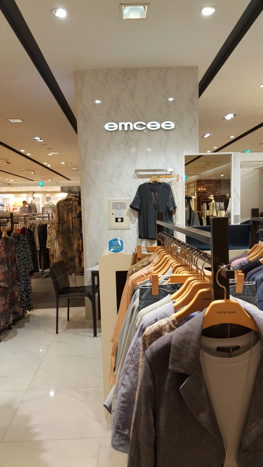 Emcee - Starcity Mall Branch [Tax Refund Shop] (엠씨건대스타시티)