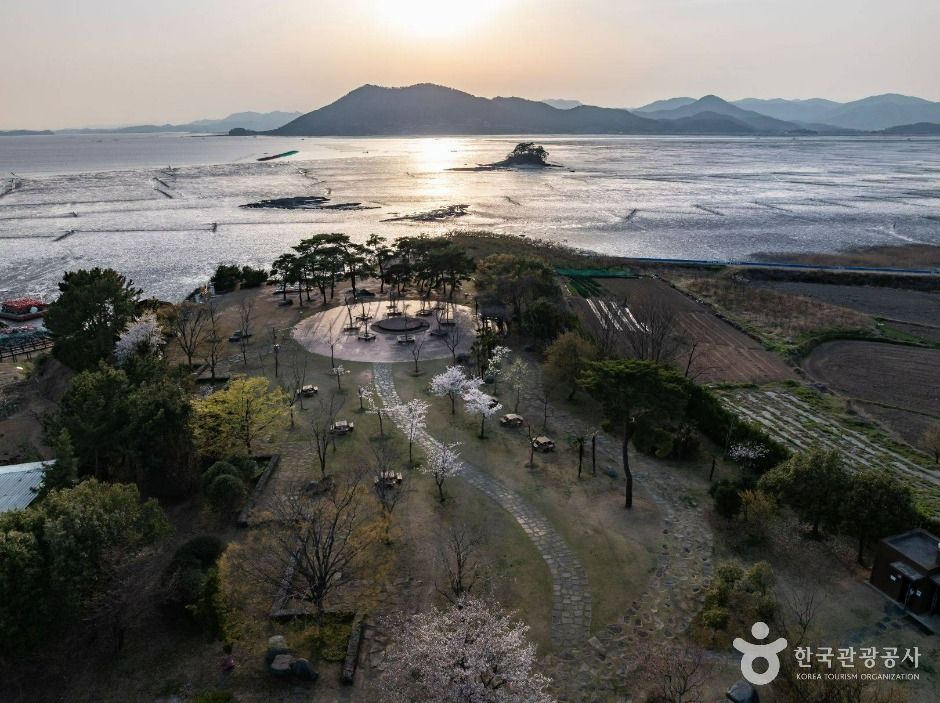 thumbnail-와온공원-15