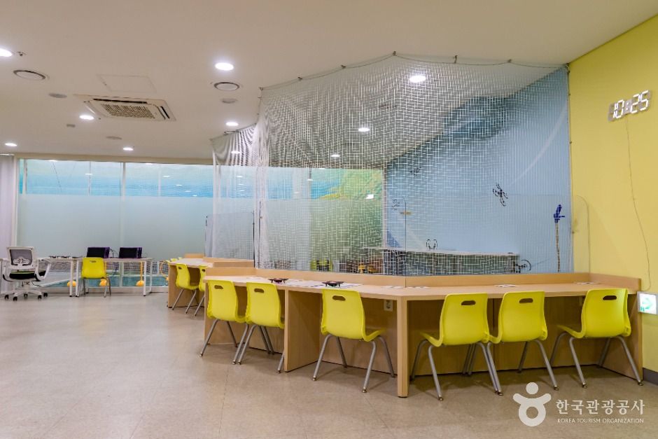 thumbnail-화성시어린이문화센터-5