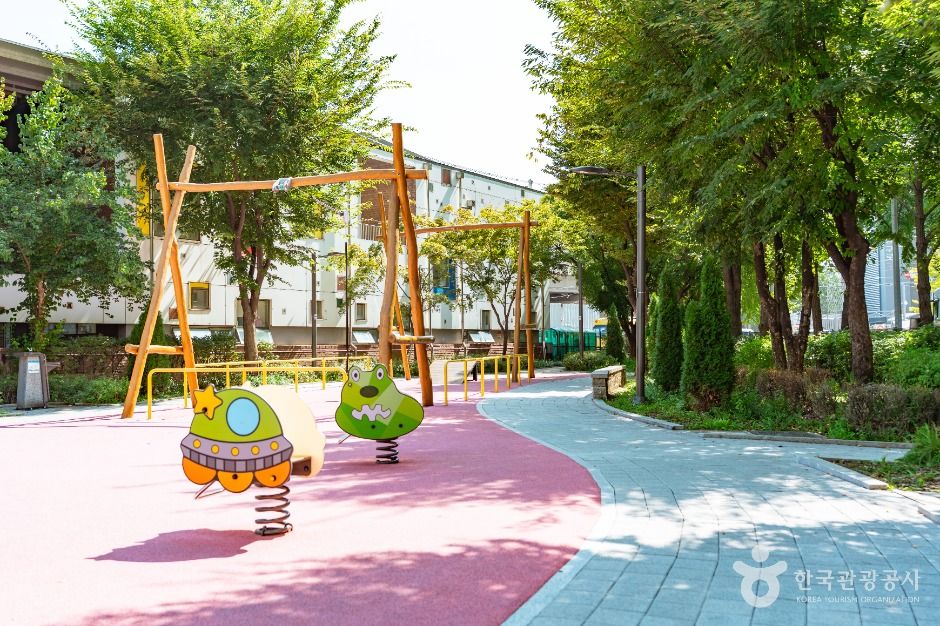 thumbnail-삼각어린이공원-6
